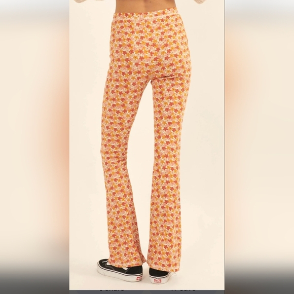 Arula Floral-print ribbed knit pants High waist.Fitted silhouette. Flare Sz 0x - Picture 4 of 14